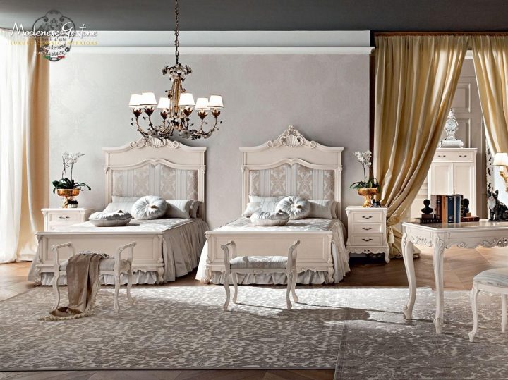 12204 Bed, Modenese Gastone