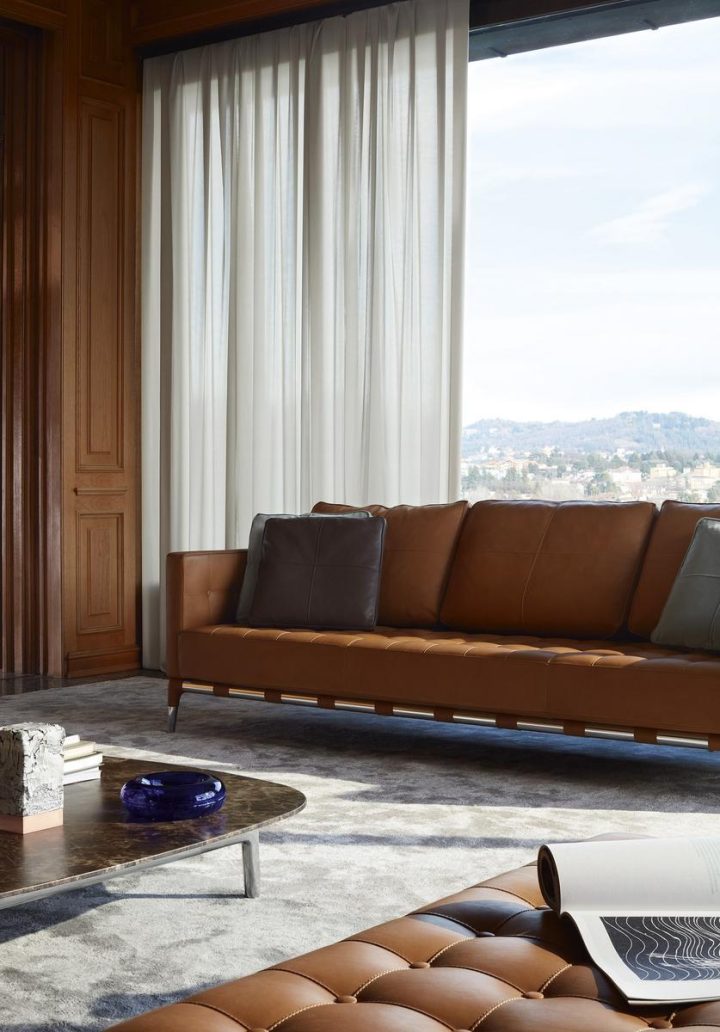 241 Privè Divano Sofa, Cassina