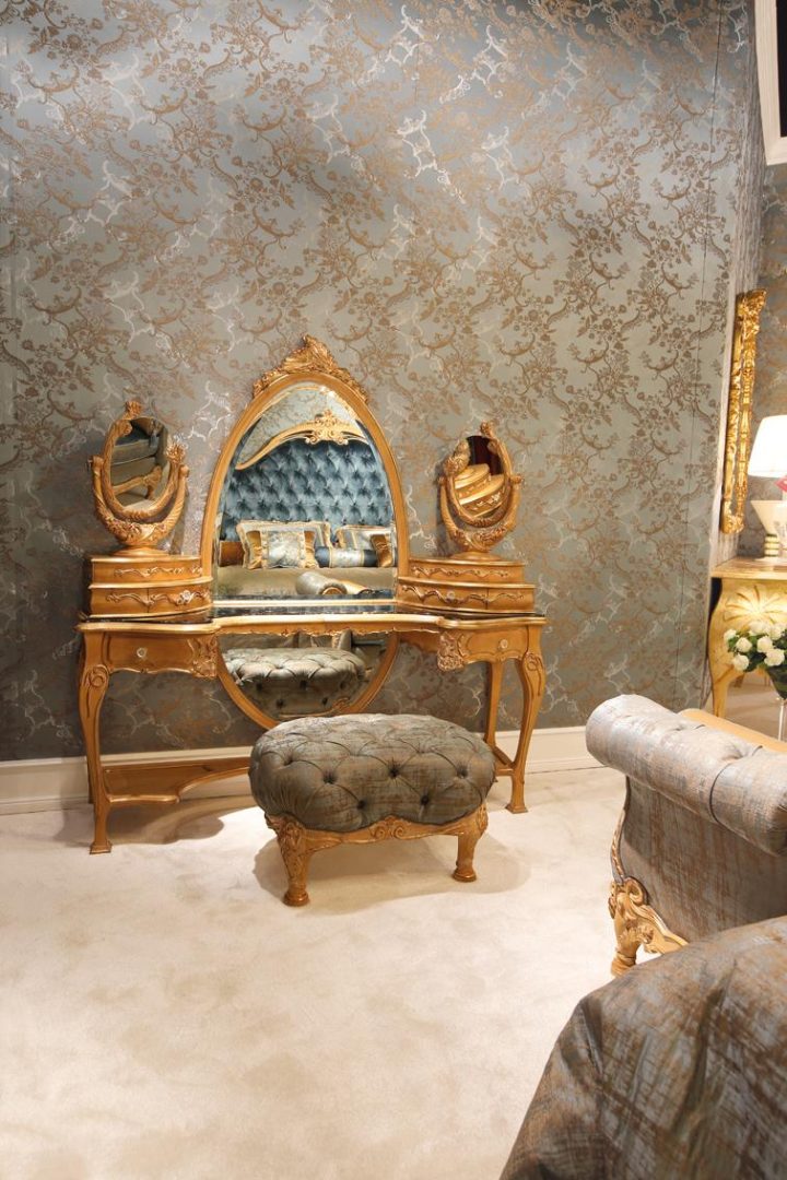 3680 Dressing Table, Ezio Bellotti