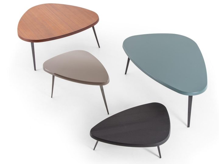 527 Mexique Table, Cassina