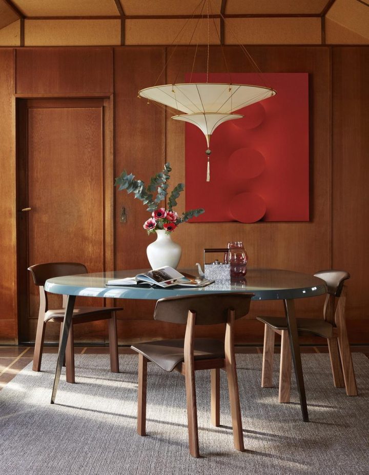 527 Mexique Table, Cassina