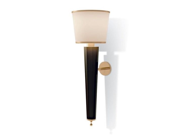 7492 Wall Lamp, Carpanese Home