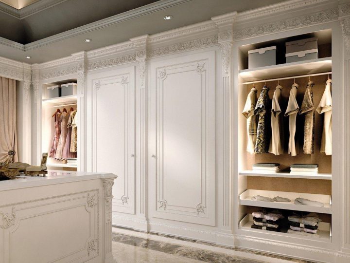 9700 Walk In Closet, Ezio Bellotti