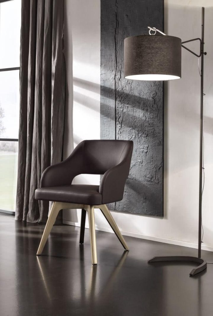 Adria Chair, Cantori