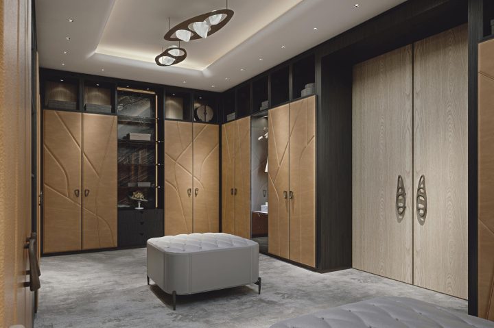 Afrodite Walk In Closet, Ezio Bellotti