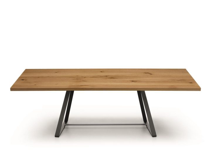 Alfred Table, Midj