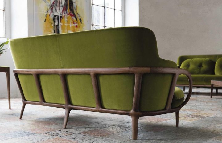 Allison Sofa, Porada