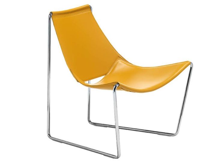 Apelle At Easy Chair, Midj