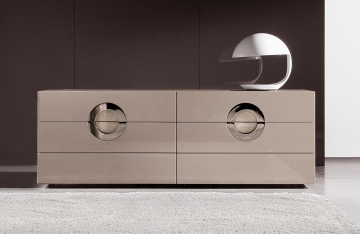 Archipenko Bedside Table, Minotti