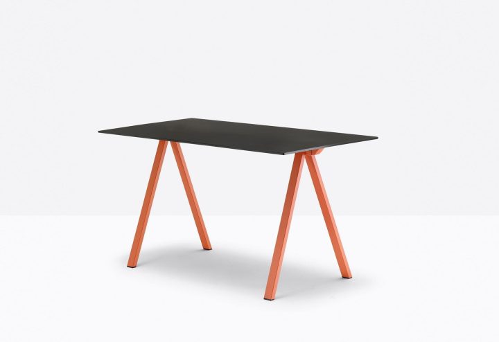 Arki Desk Table, Pedrali