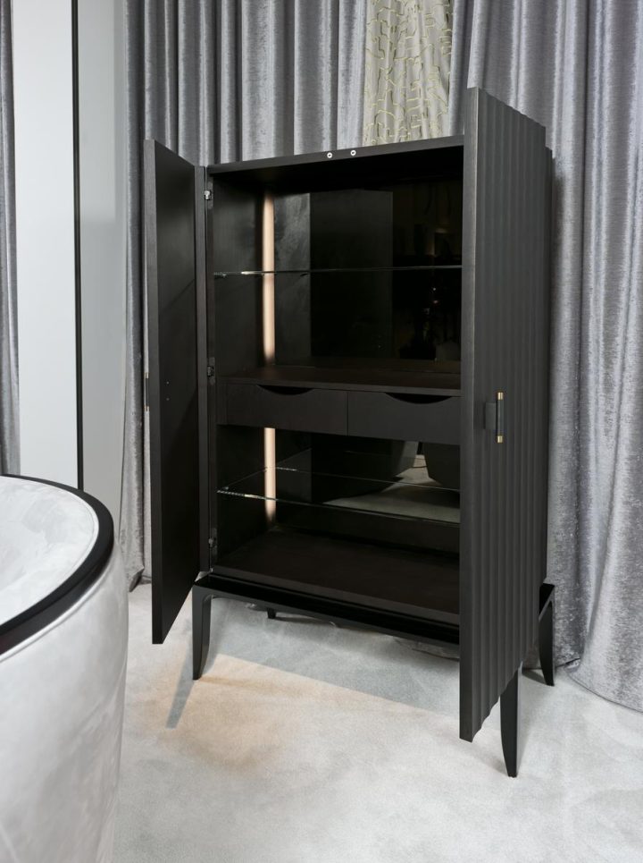 Auriga Bar Cabinet, Ezio Bellotti