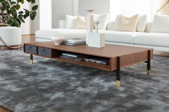 Bayus Coffee Table, Porada