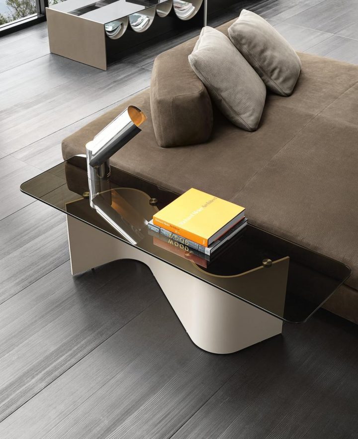 Bender Coffee Table, Minotti