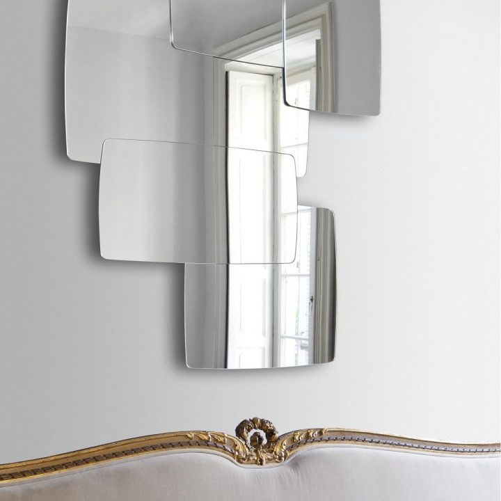 Biscuit Mirror, Ligne Roset