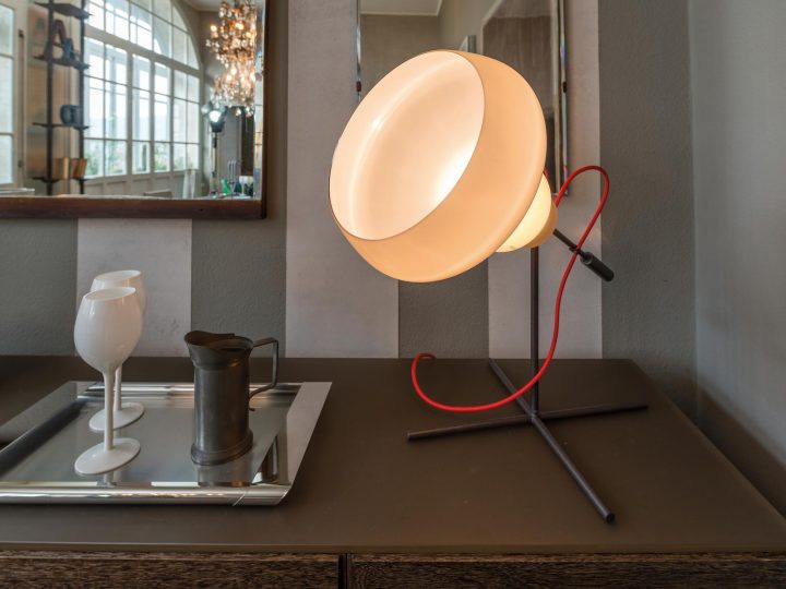 Blob Table Lamp, Arketipo