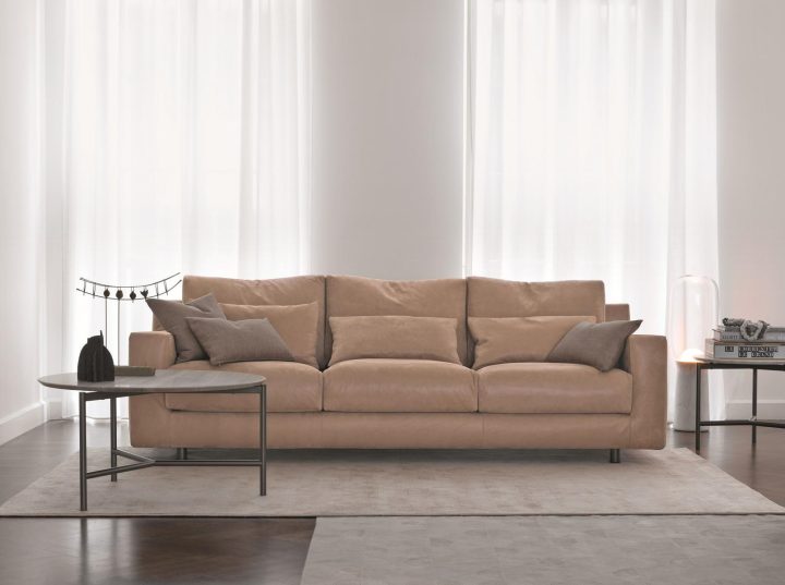 Borgonuovo Sofa, Flou