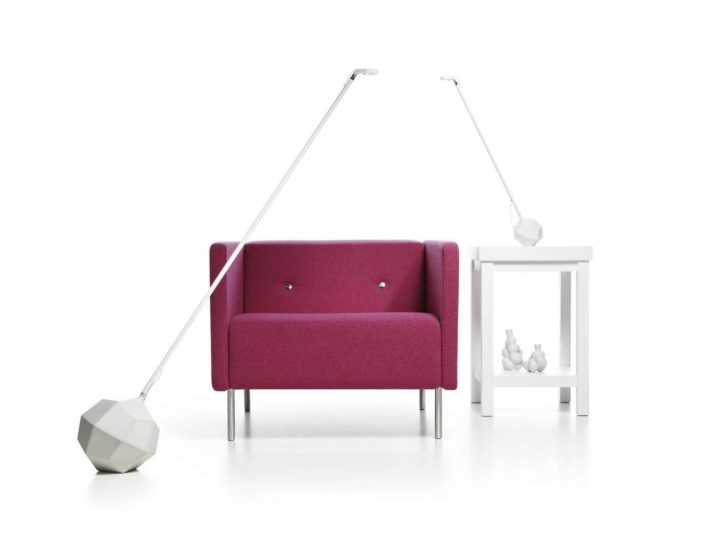 Bottoni Slim Armchair, Moooi