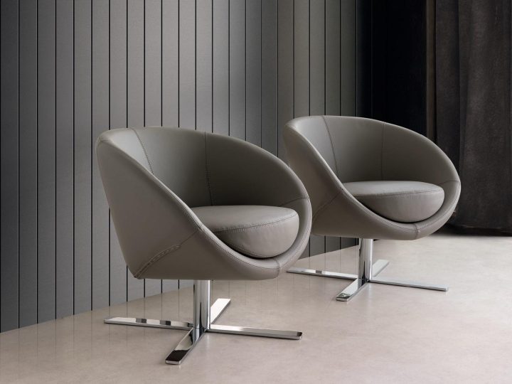 Boule Easy Chair, Dema