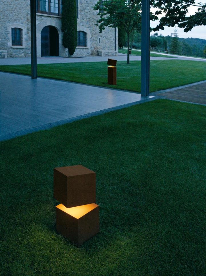 Break Bollard Light, Vibia