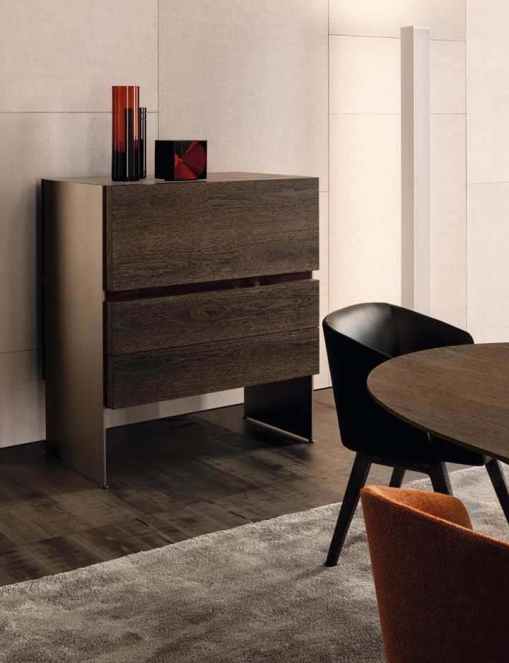 Carson Bar Cabinet, Minotti