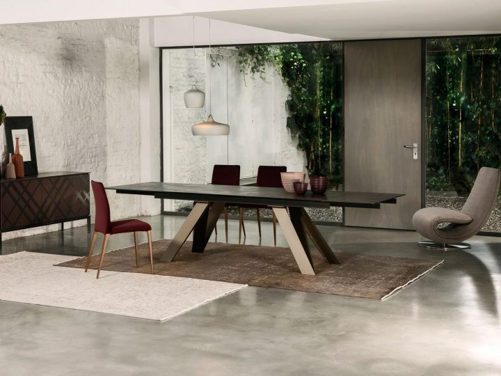 Celtis Table, Tonin Casa