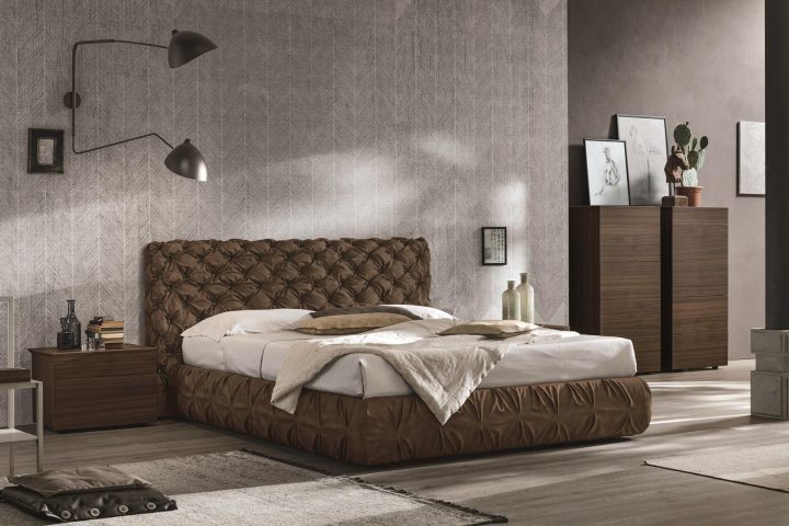 Chantal Bed, Tomasella