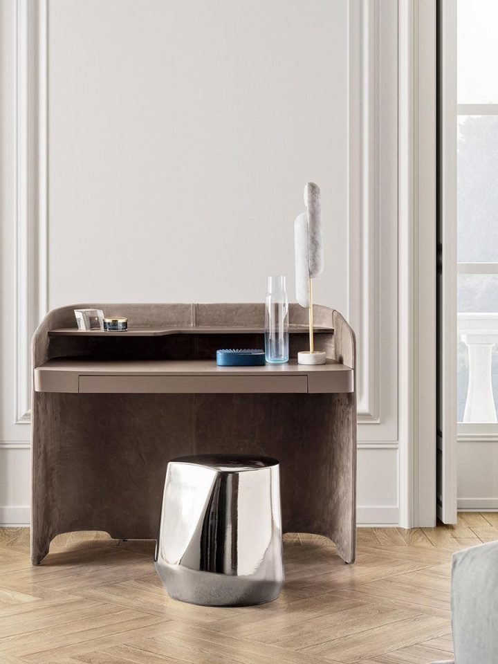 Chloé Vanity Secretary Desk, Pianca