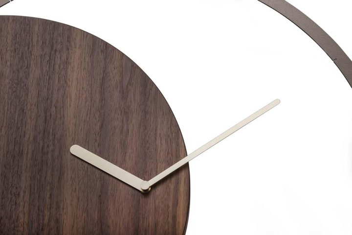 Circle Clock, Tonin Casa