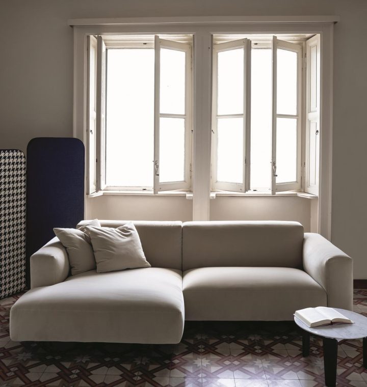 Claudine L Sofa, Arflex