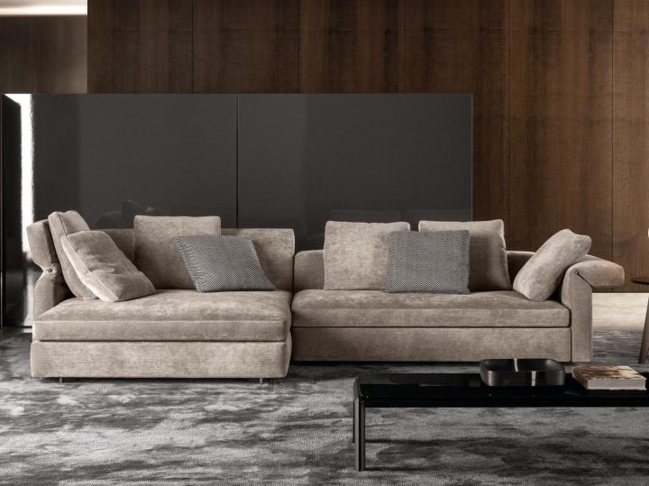 Collar Sofa, Minotti