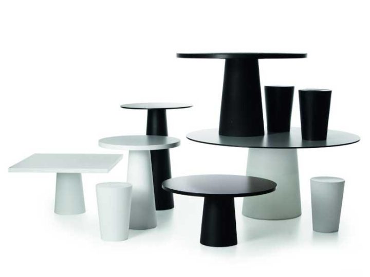 Container Table Classic Round 120 140 Garden Table, Moooi