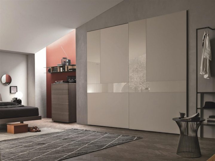 Cristal Wardrobe, Tomasella