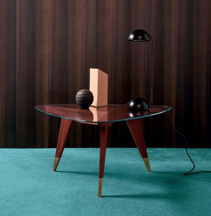 D.552.2 Coffee Table, Molteni