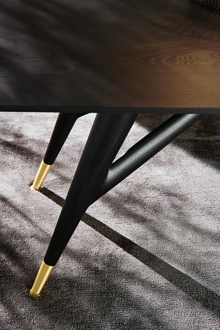 D.859.1 Table, Molteni