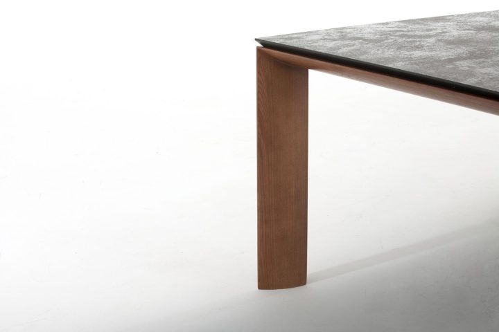 Dada Table, Tonin Casa