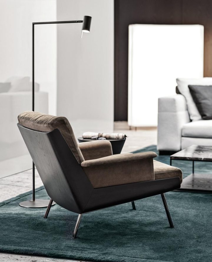 Daiki Armchair, Minotti