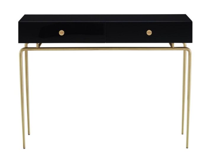 Débourgeoisée Console, Ligne Roset