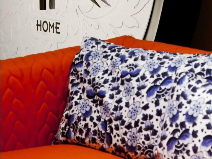 Delft Blue Jumper Sofa, Moooi