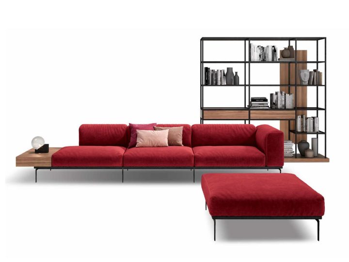 Delhi Sofa, Grilli