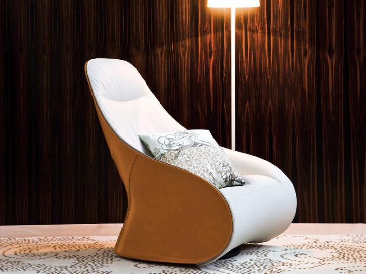 Derby Armchair, Zanotta