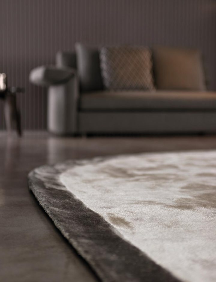 Dibbets Frame Tonneau Rug, Minotti