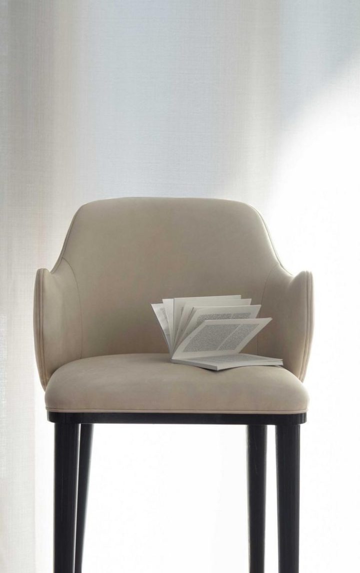 Diva Bar Chair, Capital Collection