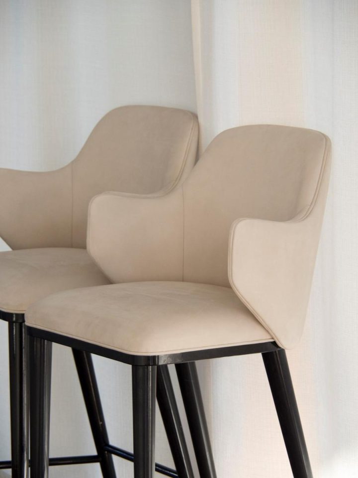 Diva Bar Chair, Capital Collection