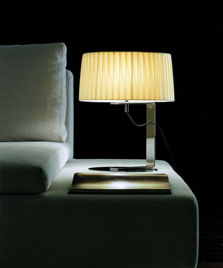 Divina Table Lamp, Contardi