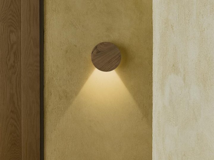 Dots 4670 Wall Lamp, Vibia