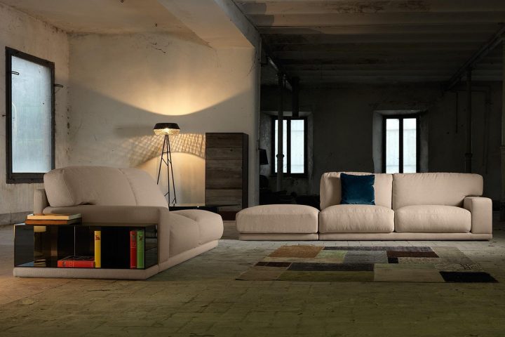 Doyle Sofa, Domingo Salotti