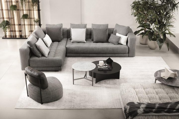 Doze Sofa, Flou