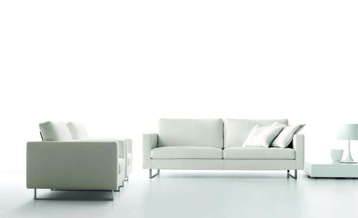 Dynamic Plus Sofa, Dema