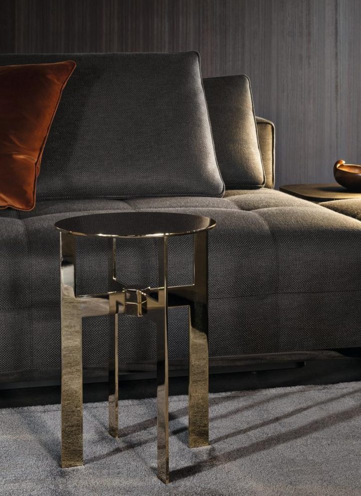 Ellis Lounge Table, Minotti