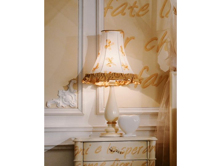 Emma Table Lamp, Volpi